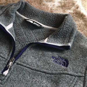 Women’s North Face Gray Pullover